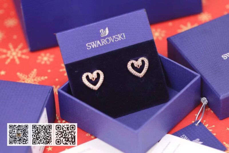 swarovski 天鹅耳钉 - Image 3