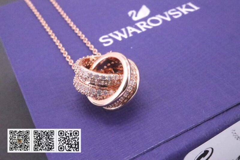 Swarovski 双环扣锁骨项链 - Image 3