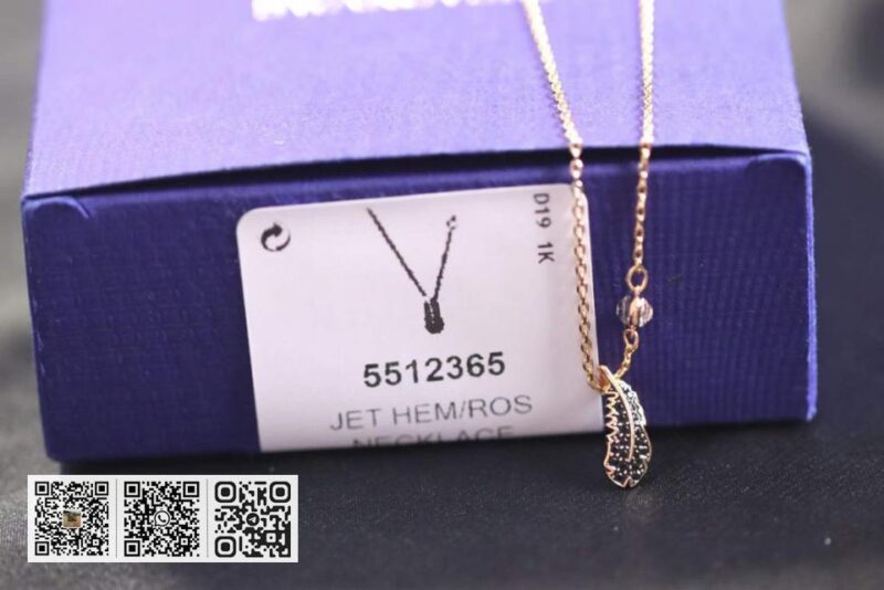 Swarovski 单钻锁骨项链