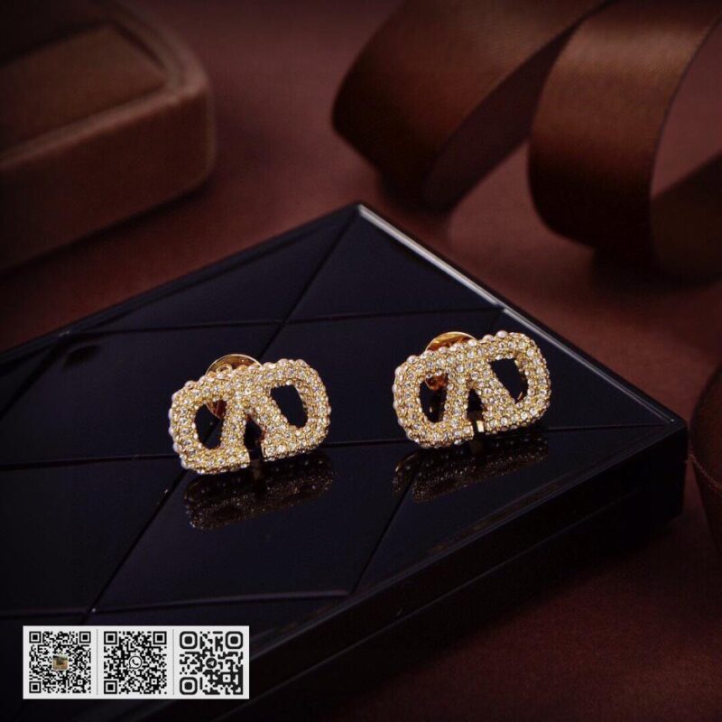 Valentino半珠半钻耳环 - Image 6
