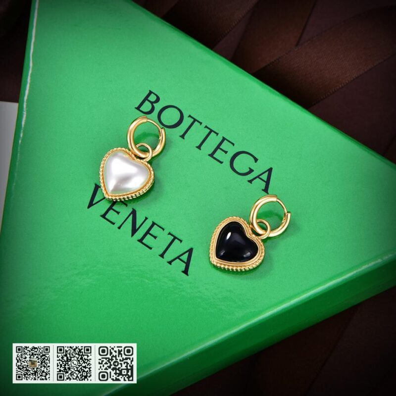 BOTTEGA VENENTA 新款BV耳环