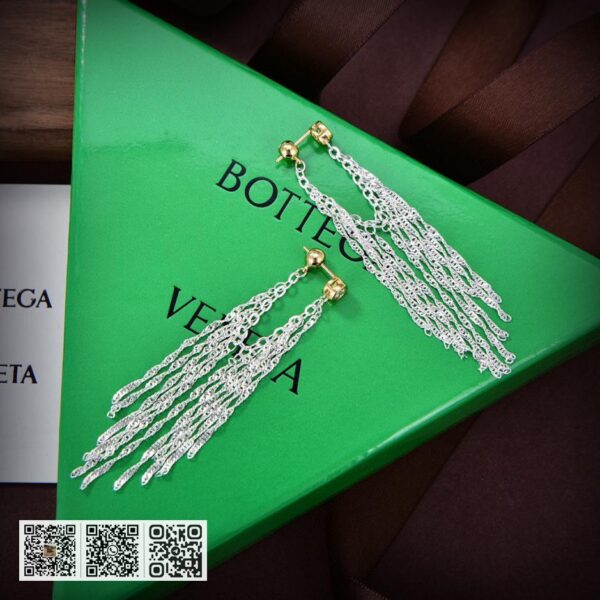 BOTTEGA VENENTA 新款BV耳环