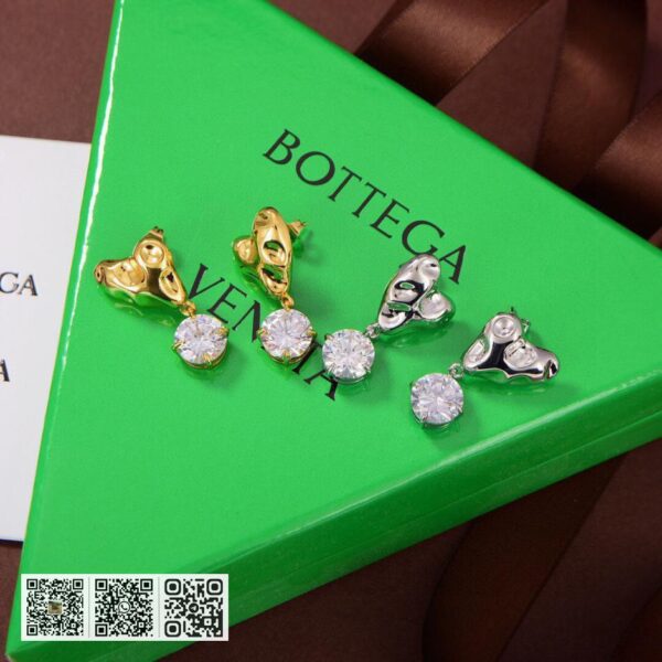 BOTTEGA VENENTA 新款BV耳环