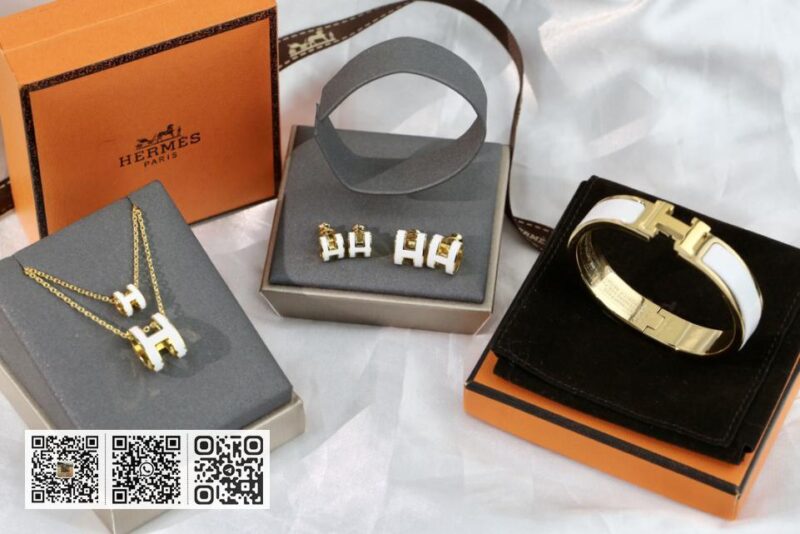 Hermes H扣套套装 - Image 7