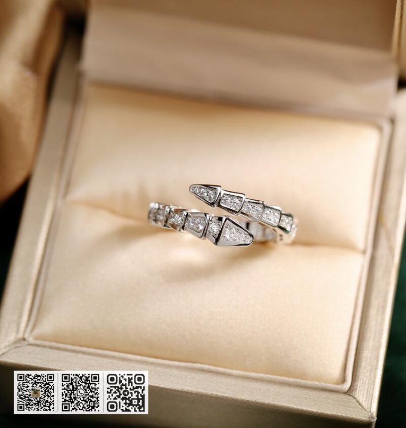Bvlgari Bv经典蛇形满钻戒指 - Image 9