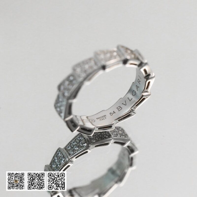 Bvlgari 蛇骨带钻宽版戒指 - Image 9