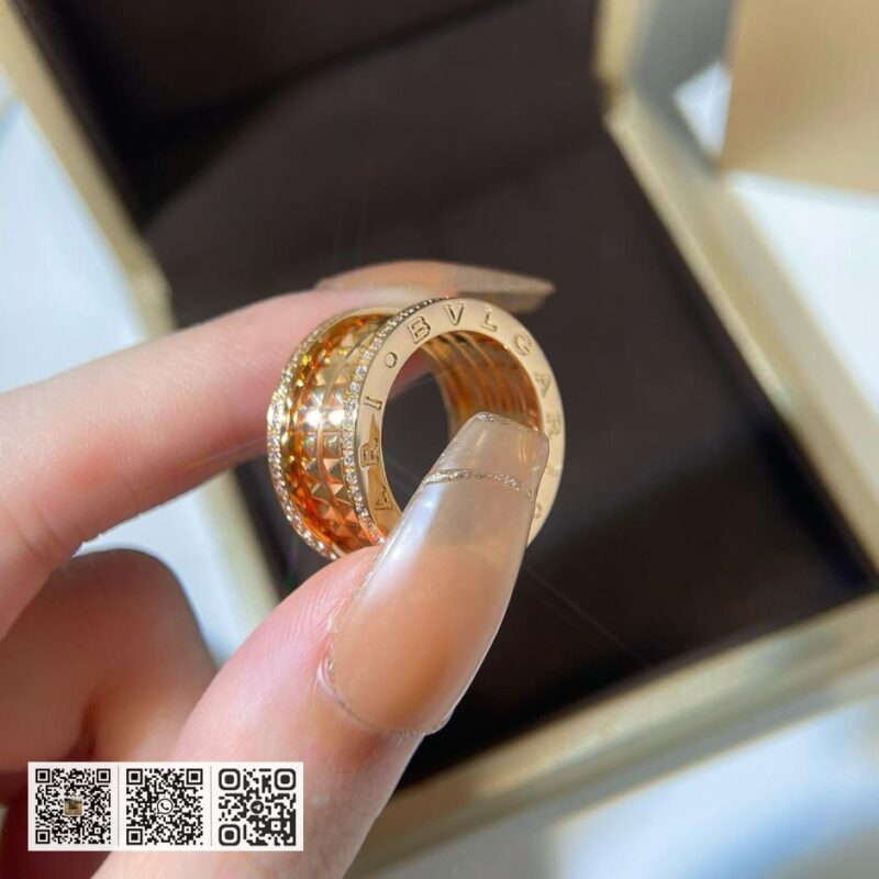 Bvlgari 罗马设计铆钉带钻戒指 - Image 3