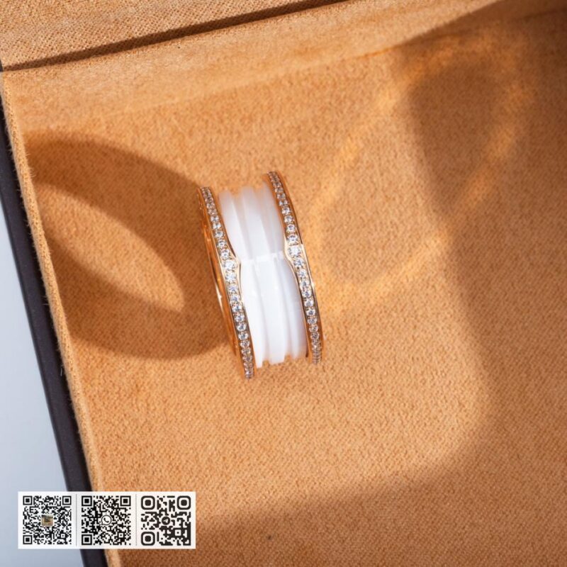 Bvlgari 经典陶瓷镶钻戒指 - Image 2