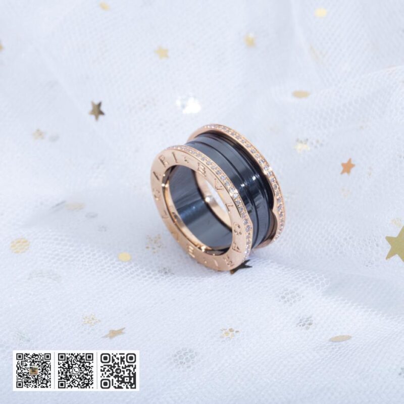 Bvlgari 经典陶瓷镶钻戒指 - Image 6