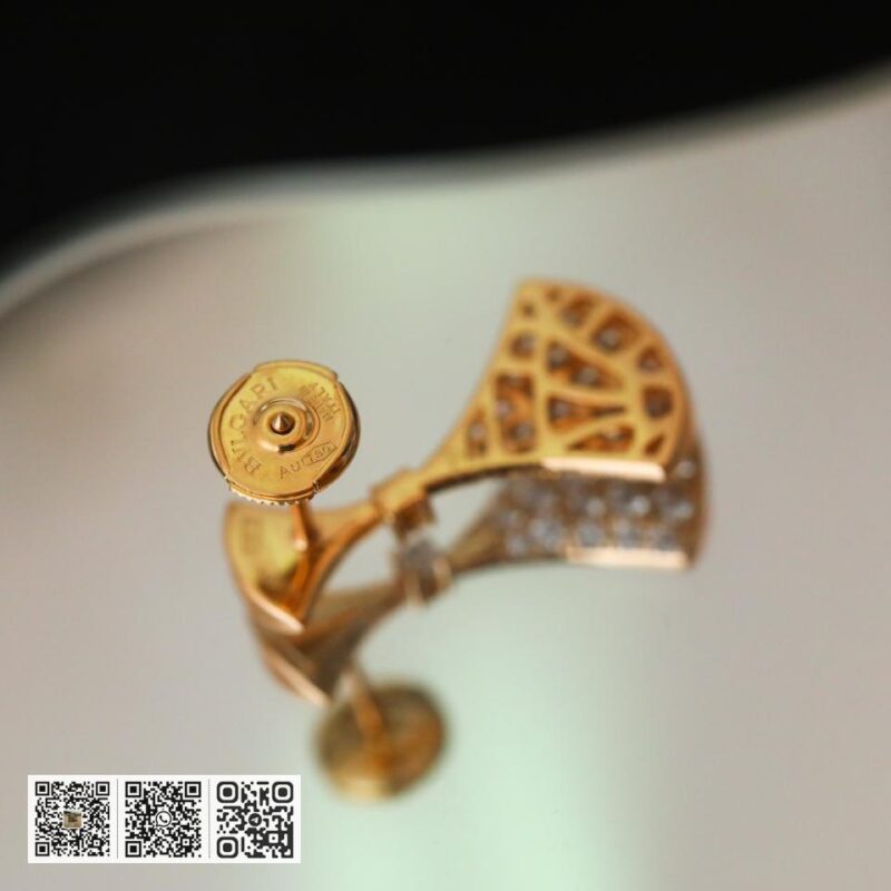 Bvlgari 满钻扇子耳钉 - Image 9