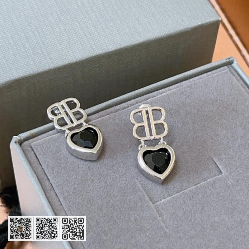 Balenciaga耳环 - Image 4
