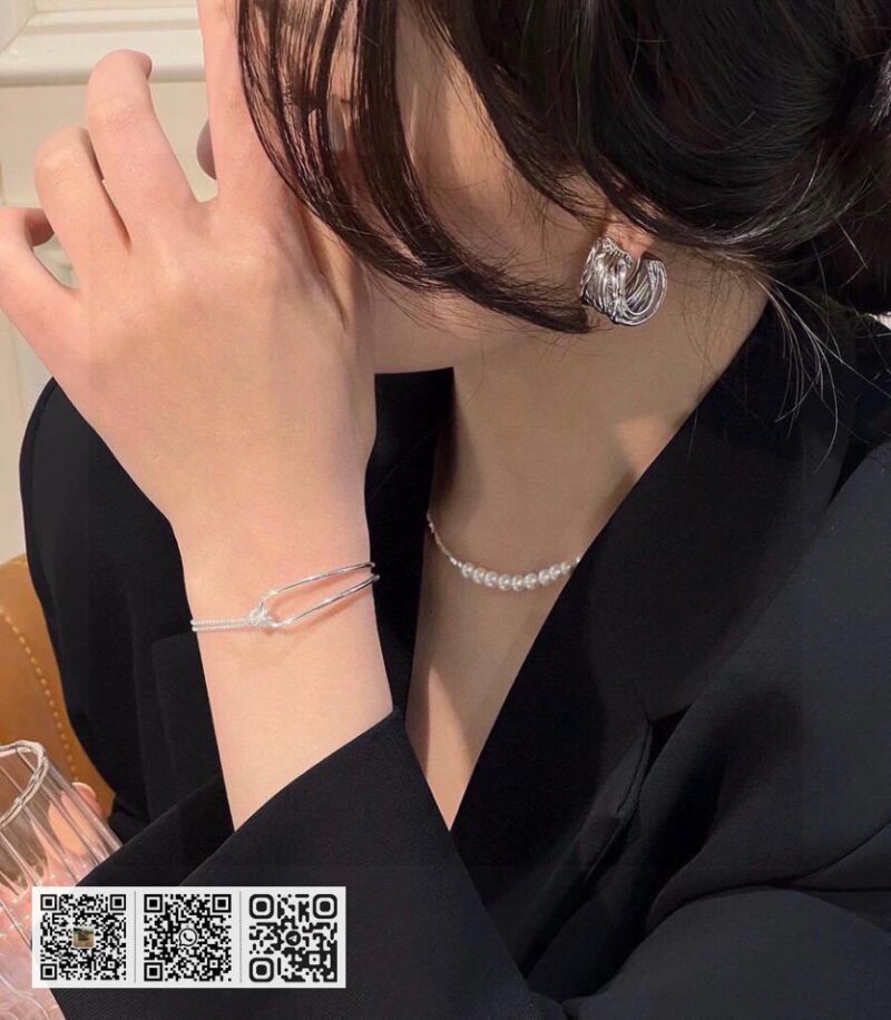 Balenciaga 新款银色耳环 - Image 7