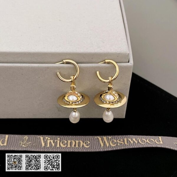 Vivienne Westwood 土星耳环