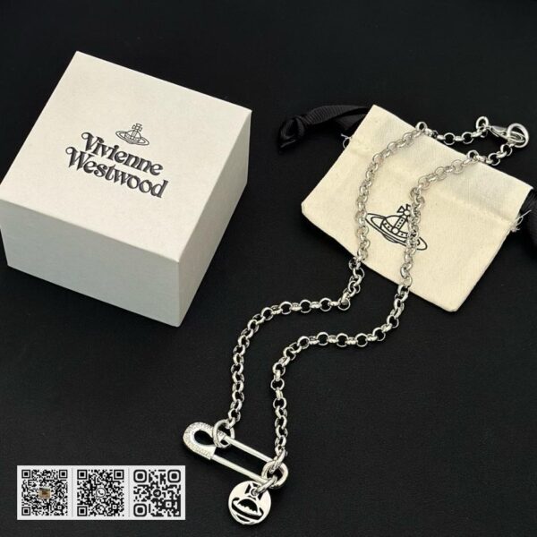 Vivienne Westwood 别针项链