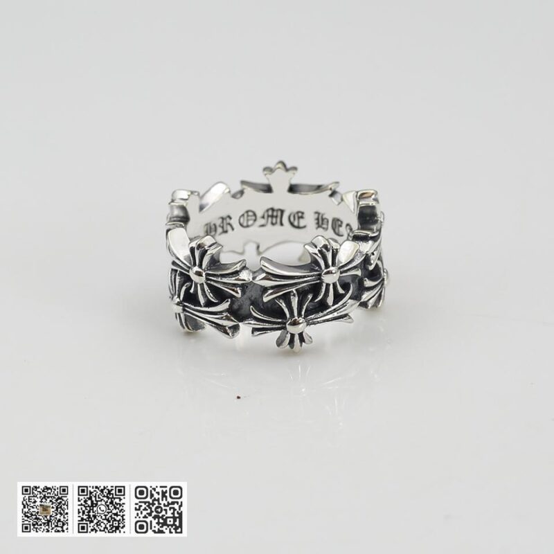 Chrome Hearts 墓葬十字架戒指