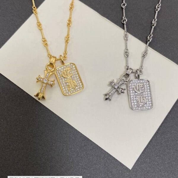 Chrome Hearts 十字架方牌项链