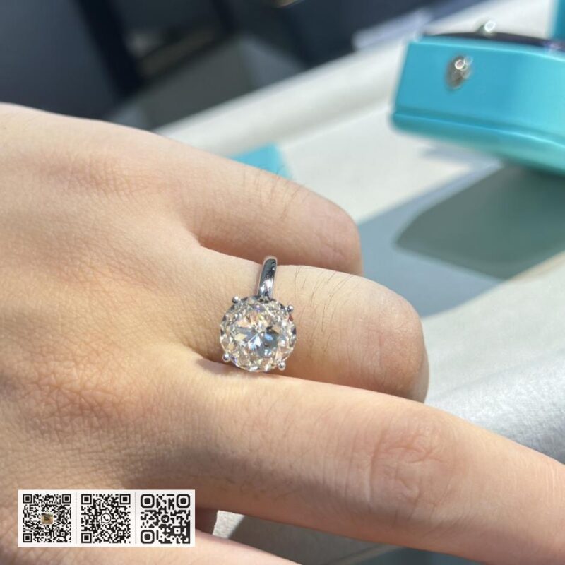 Tiffany 圆钻戒指 - Image 9