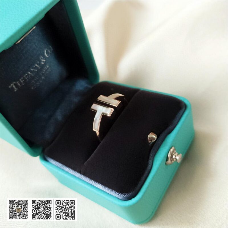 Tiffany 双T全白贝戒指 - Image 8