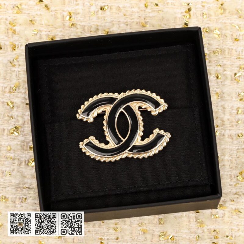Chanel 滴油双C胸针 - Image 2
