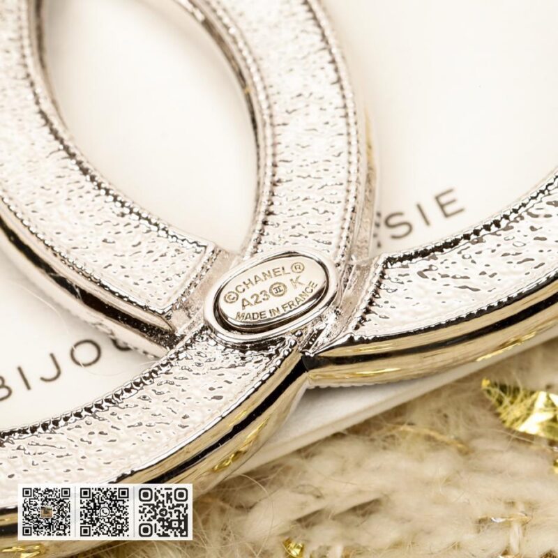 Chanel 星星双c胸针 - Image 6