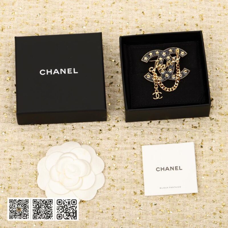 Chanel 星空双c胸针