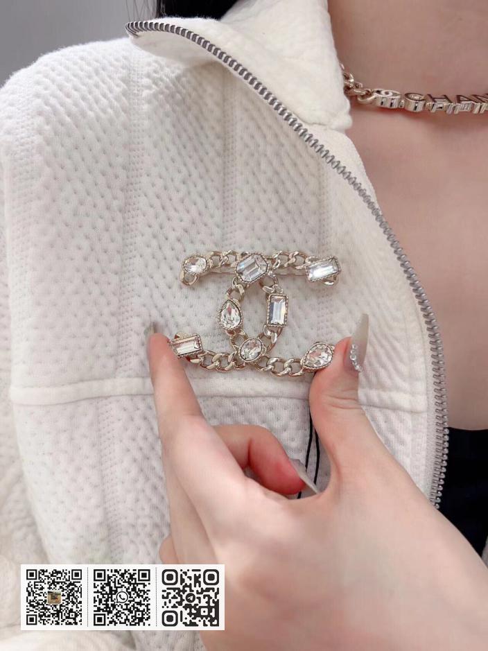 Chane l双c胸针 - Image 9