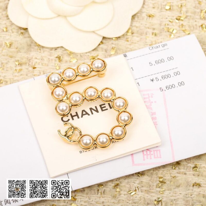 Chanel 珍珠透明珠胸针 - Image 3
