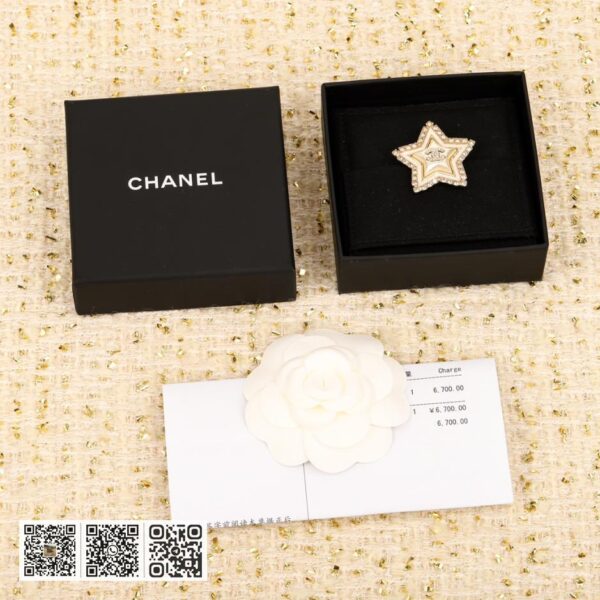 Chanel 五角星胸针
