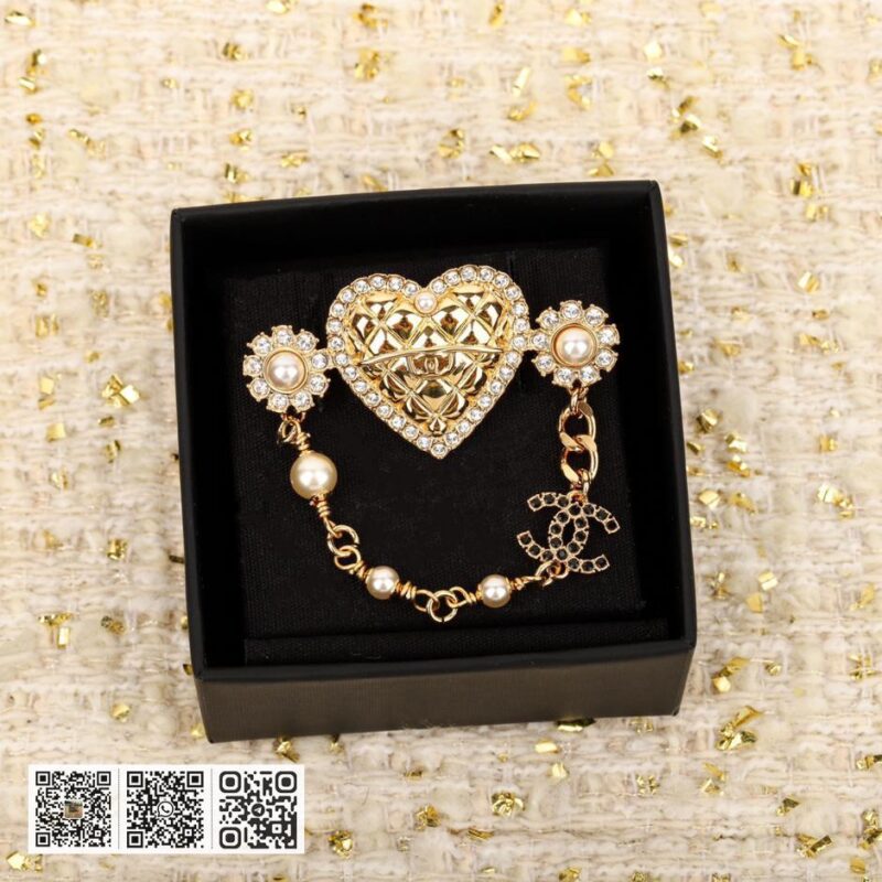 Chanel 爱心胸针 - Image 2