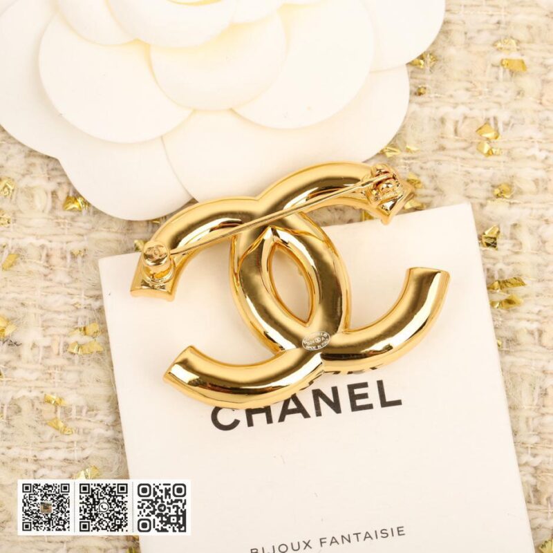 Chanel 双c珍珠胸针 - Image 4
