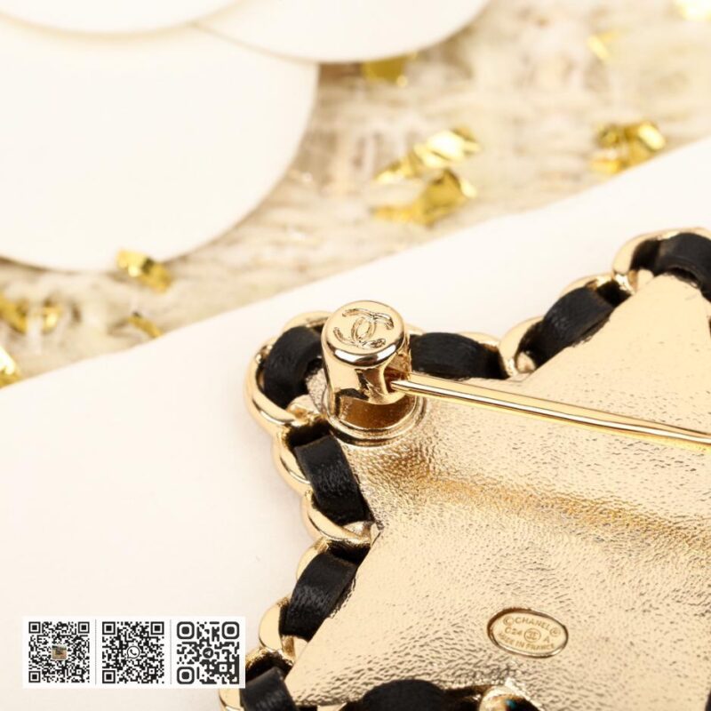 Chanel 星星胸针 - Image 5