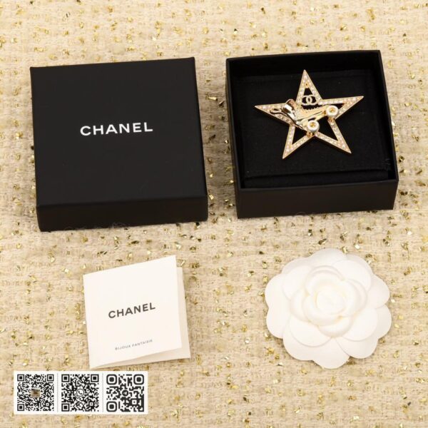Chanel 溜冰鞋五角星胸针