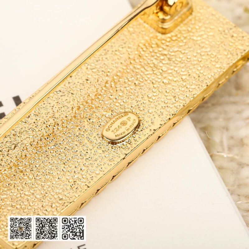 Chanel 牛仔字母方块胸针 - Image 6