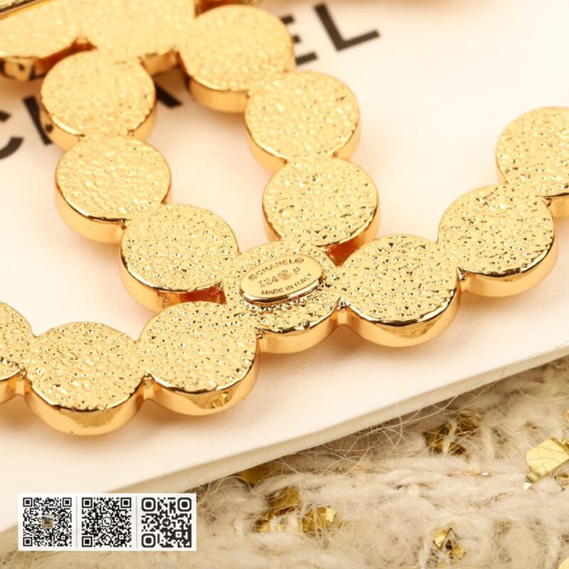 Chanel 纽扣双C胸针 - Image 6