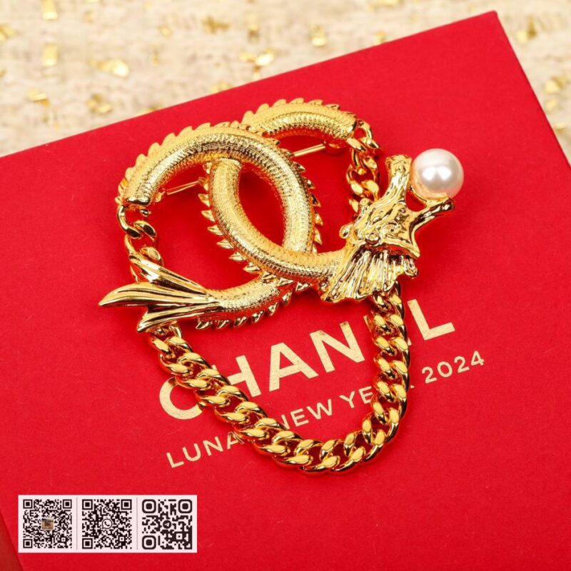 Chanel 礼物胸针 - Image 3