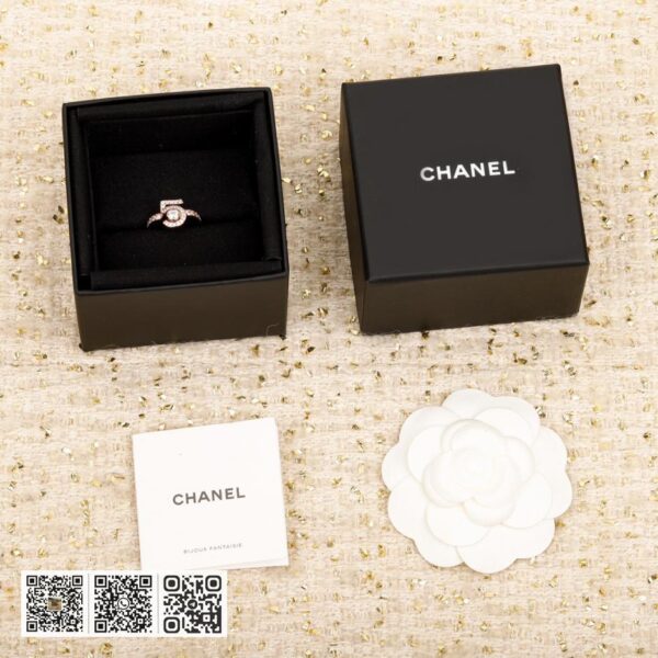 Chanel N°5戒指