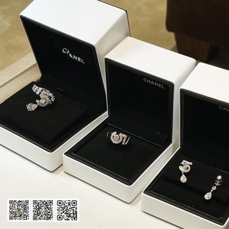 Chanel N°5白金戒指 - Image 8