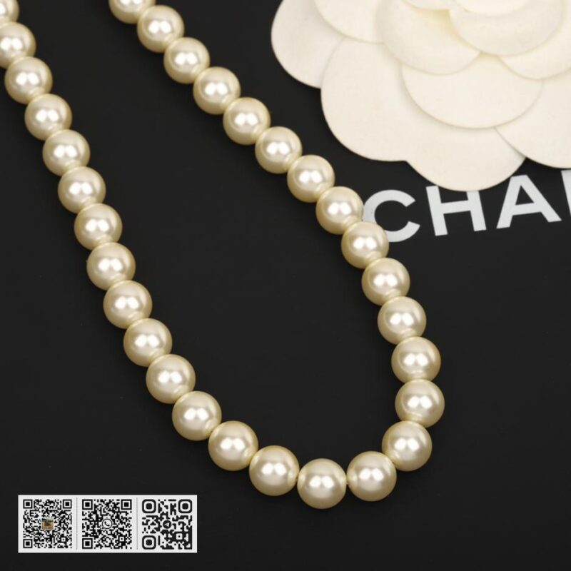 Chanel 盆栽毛衣链 - Image 4