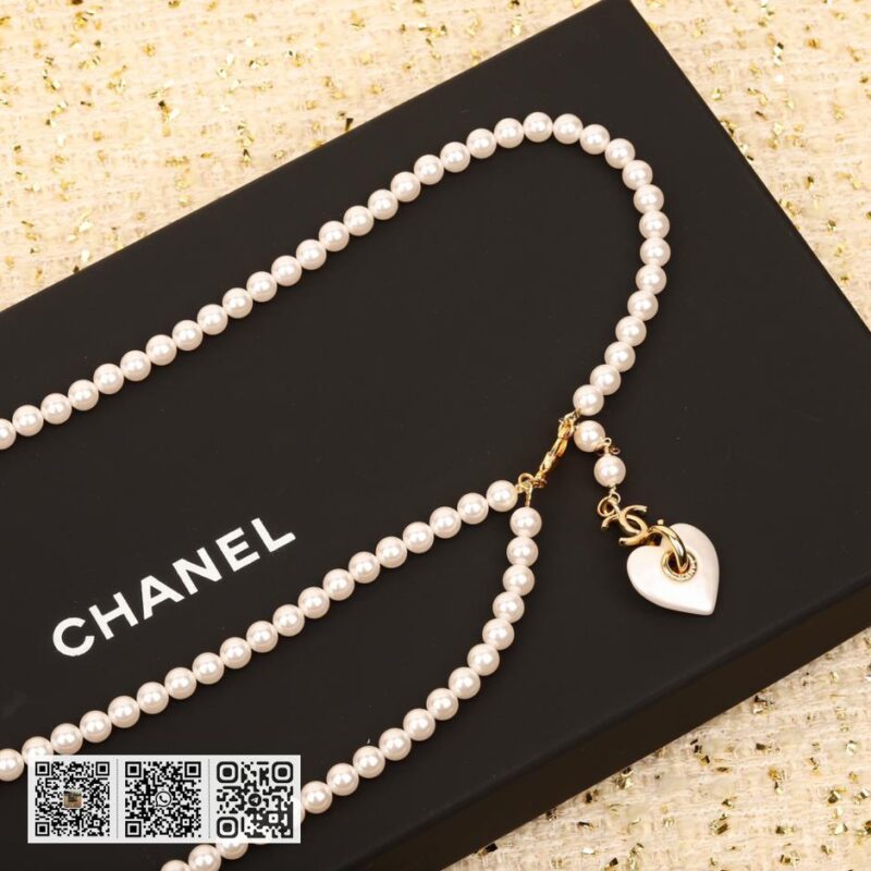 Chanel 珍珠爱心腰链 - Image 2