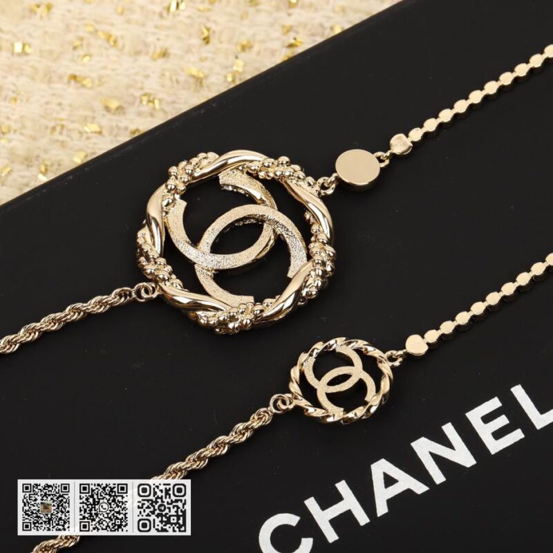 Chanel 纽纹双C毛衣链 - Image 4