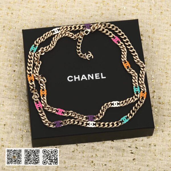 Chanel 十六个彩色c毛衣链