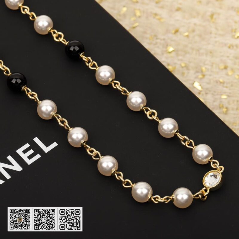 Chanel 珍珠毛衣链 - Image 3