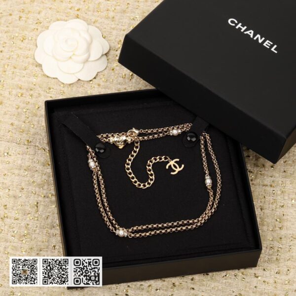 Chanel 光面爱心腰链