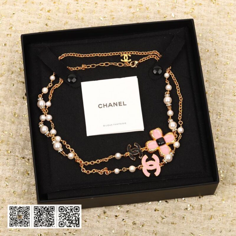 Chanel 四叶草双c毛衣链 - Image 2