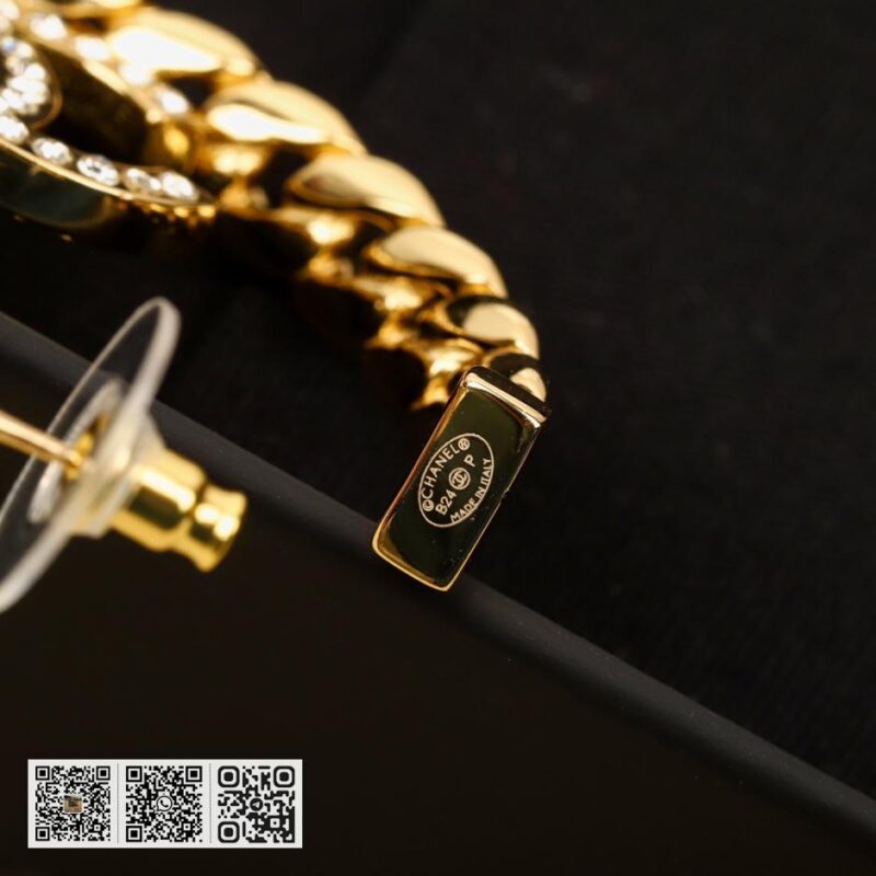 Chanel 链条双c耳圈 - Image 4