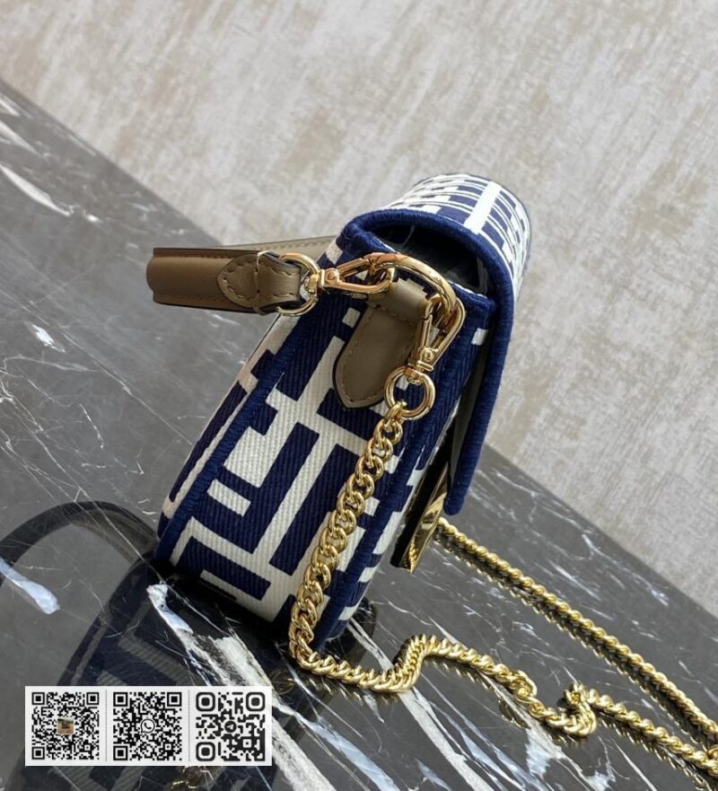 Fendi Baguette牛仔包 - Image 5