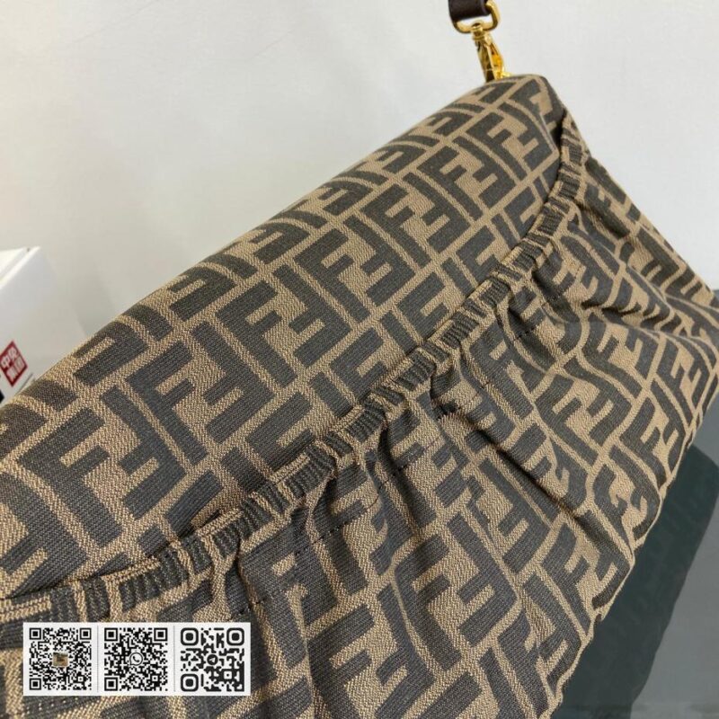 Fendi Baguette法国棍 - Image 8