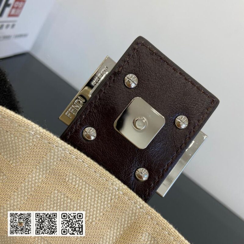 Fendi Baguette! 法国包 - Image 11