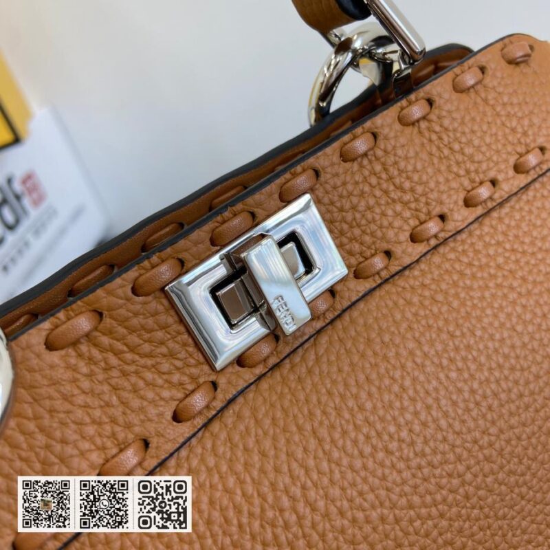 Fendi Peekaboo ISeeU小号包 - Image 7