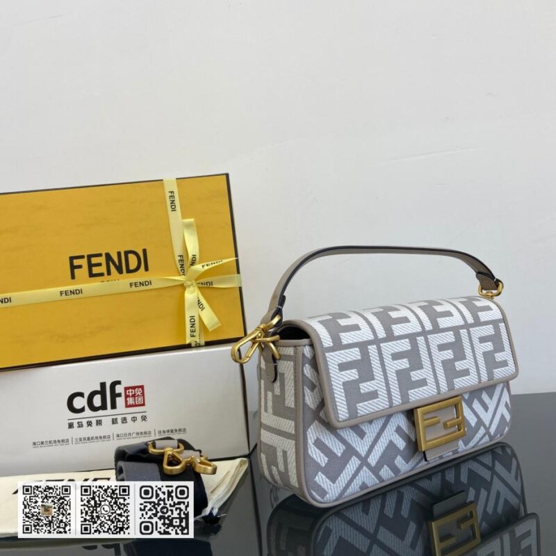 Fendi Baguette 包 - Image 4